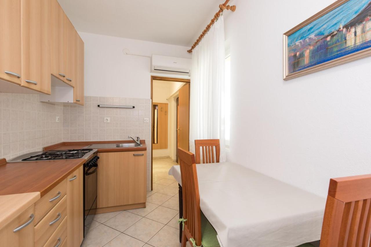 Apartments Darko Near The Sea Baska  Exterior photo