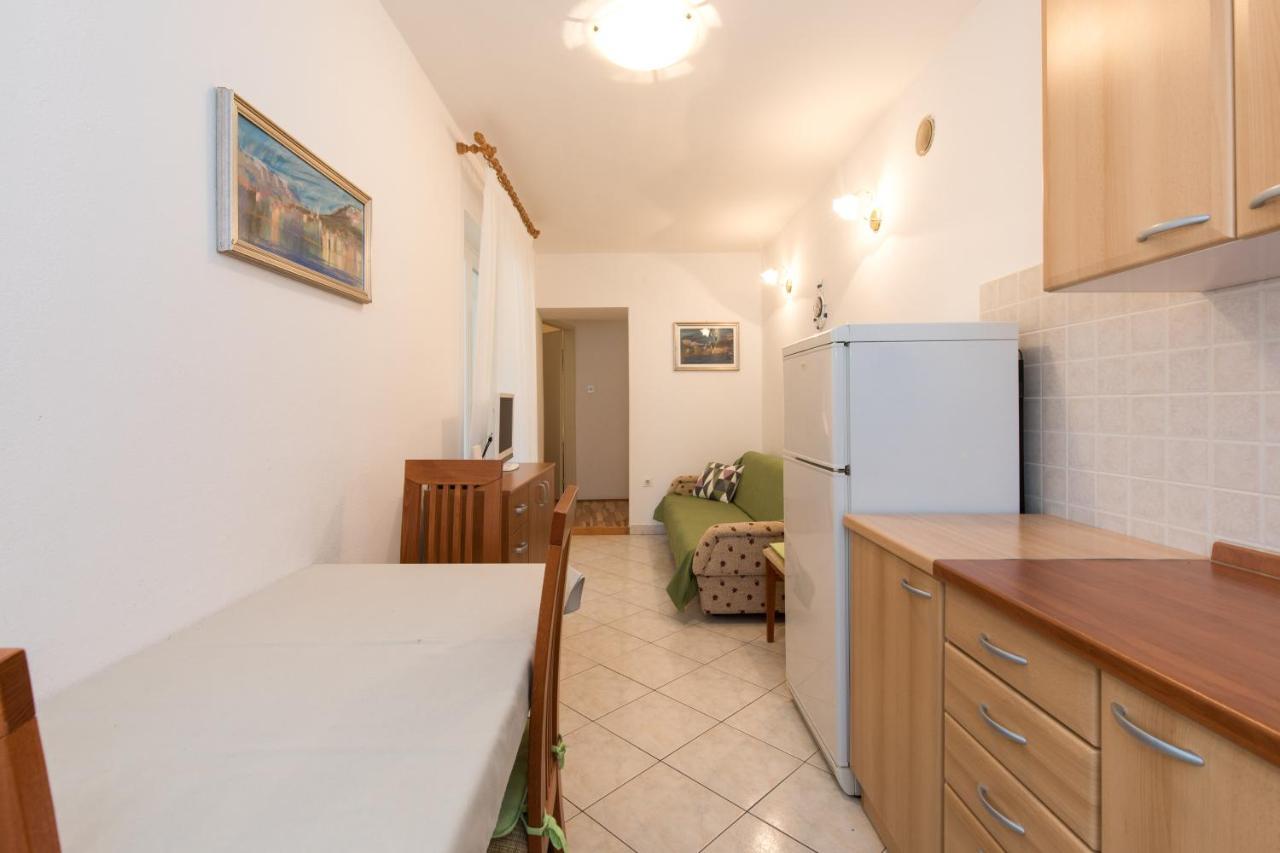Apartments Darko Near The Sea Baska  Exterior photo