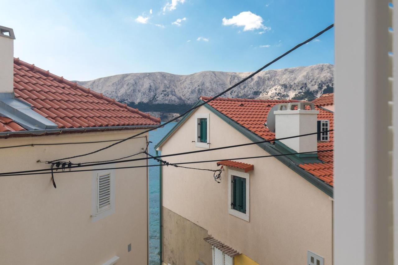 Apartments Darko Near The Sea Baska  Exterior photo